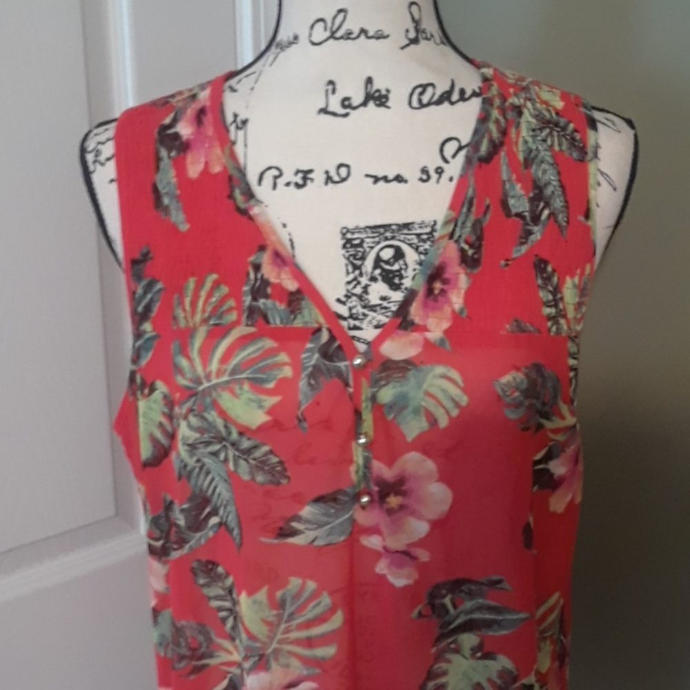 Red floral tank blouse